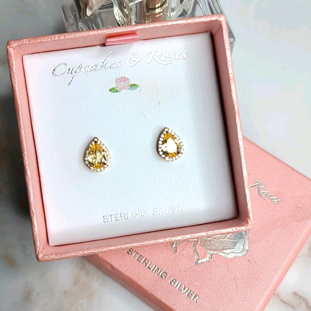 Yellow drop stud earrings 14k gold Sterling Silver 🔥 5/$25 Bundle Sale 🔥